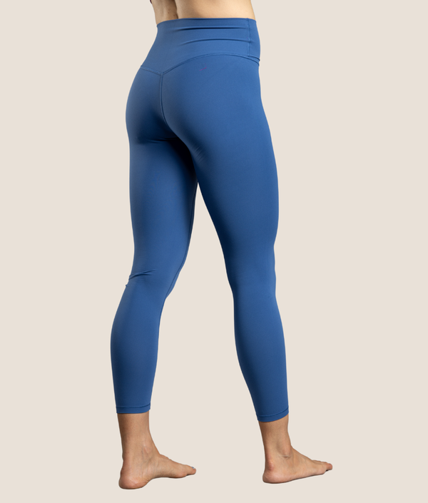 Butter Leggings in Glacier Blue — GYMKUMA