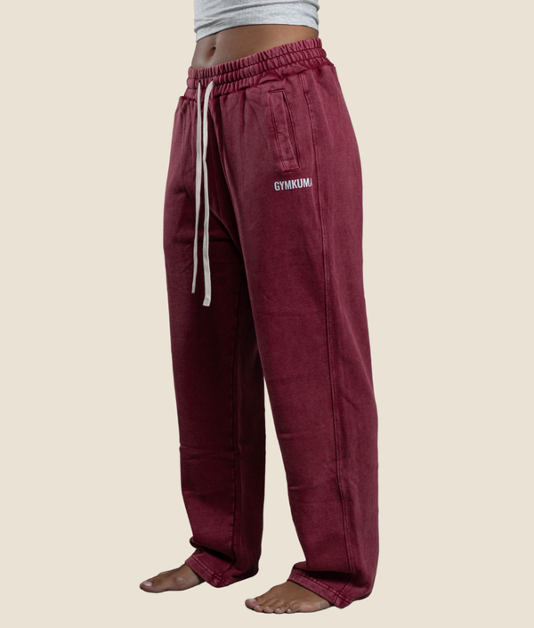 Nabila 2.0 Sweatpants in Washed Red, view 2 — GYMKUMA