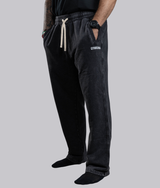 Nabila 2.0 Sweatpants in Black, view 6 — GYMKUMA