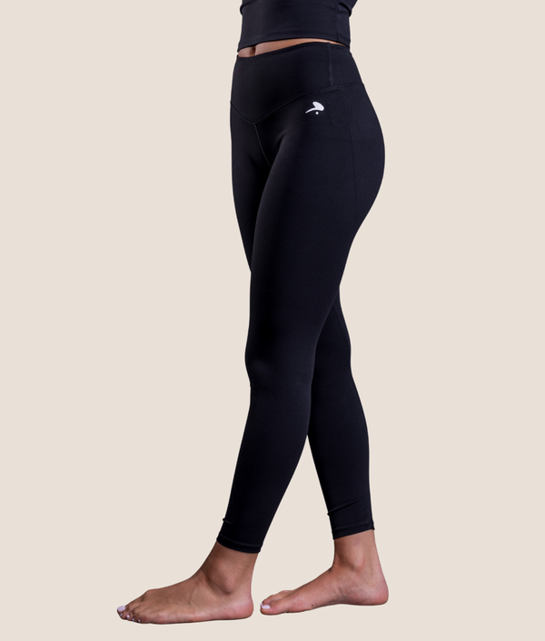 Float Leggings in Black, view 2 — GYMKUMA