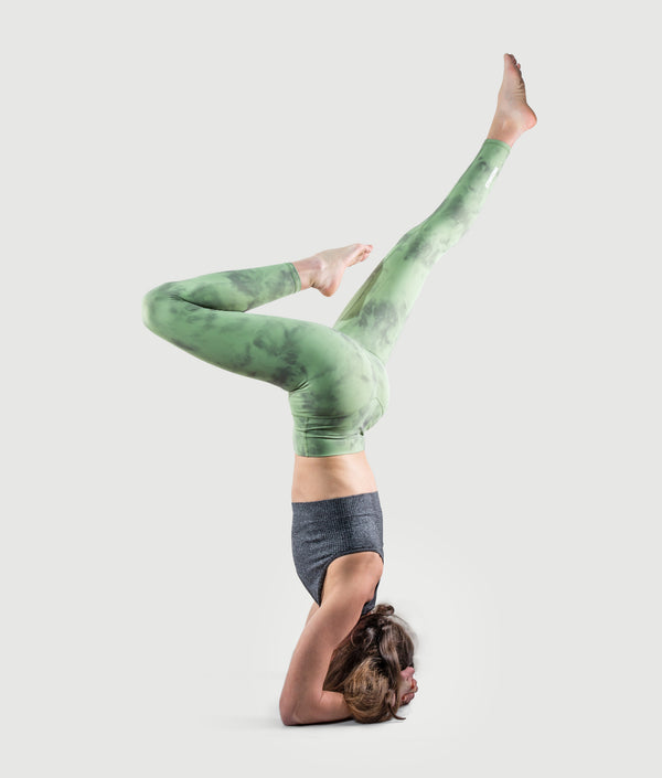 GYMKUMA Seline tie dye leggings in Forest