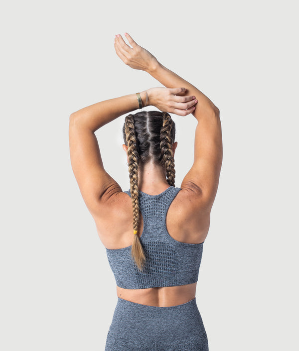 Metal wire-free seamless sports bra by GYMKUMA